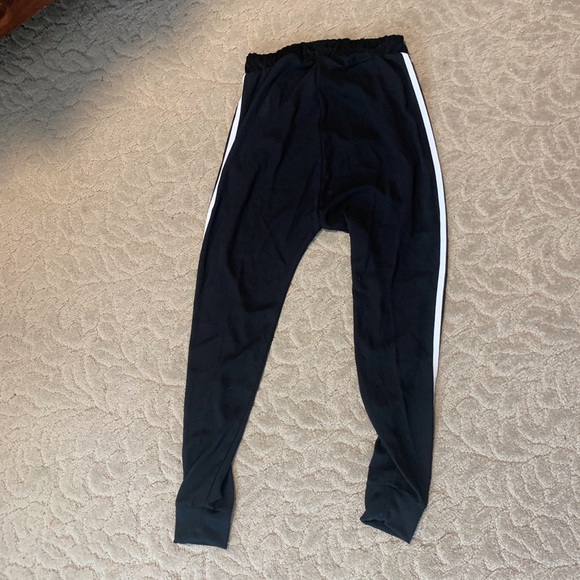 Baggy Adidas Pants - Picture 2 of 5